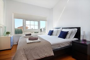 Oasis Pool House by GHH