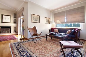 Oasis Pool House by GHH