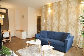 Budapest Easy Flat - Penthouse Basilica