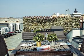 Budapest Easy Flat - Penthouse Basilica