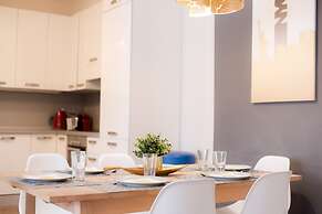 Budapest Easy Flat - Penthouse Basilica