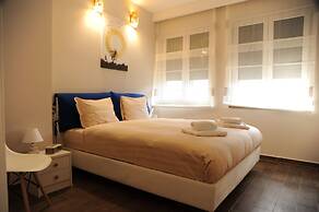 Budapest Easy Flat - Penthouse Basilica