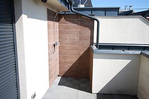 Budapest Easy Flat - Penthouse Basilica