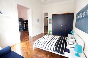 Budapest Easy Flat - Wesselenyi Apartment