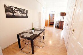 Budapest Easy Flat - Wesselenyi Apartment