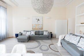 Budapest Easy Flat - Basilica Lux