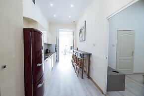 Budapest Easy Flat - Basilica Lux