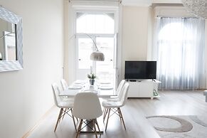 Budapest Easy Flat - Basilica Lux