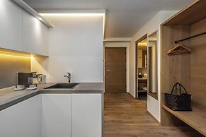 Maraias Luxury Suites & Apartments