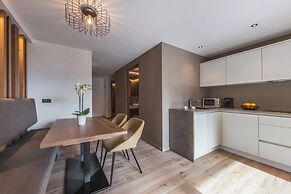 Maraias Luxury Suites & Apartments