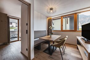 Maraias Luxury Suites & Apartments