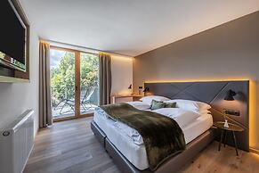 Maraias Luxury Suites & Apartments