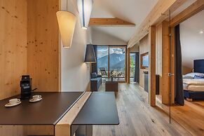 Maraias Luxury Suites & Apartments