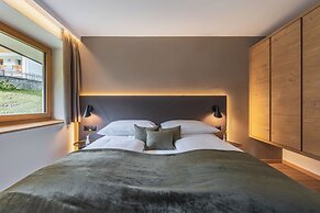 Maraias Luxury Suites & Apartments