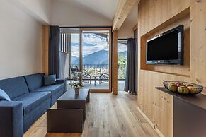 Maraias Luxury Suites & Apartments