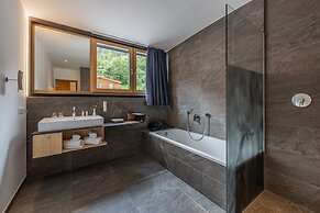 Maraias Luxury Suites & Apartments