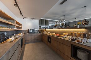 Maraias Luxury Suites & Apartments