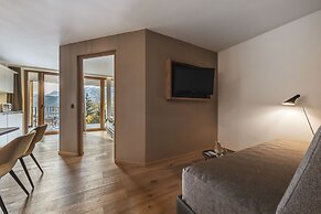 Maraias Luxury Suites & Apartments