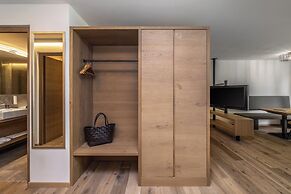 Maraias Luxury Suites & Apartments