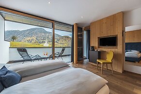 Maraias Luxury Suites & Apartments