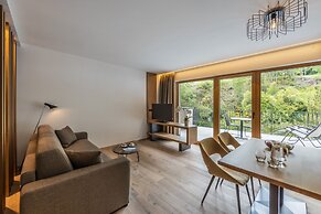 Maraias Luxury Suites & Apartments