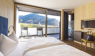 Maraias Luxury Suites & Apartments