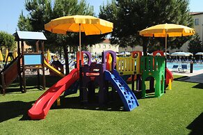 Dante Family Beach Resort