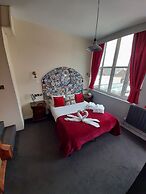 Potbank Aparthotel