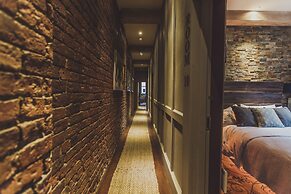 The Cow Hollow Hotel