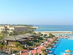 Royal Saray Resort