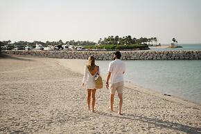 Royal Saray Resort