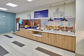 Holiday Inn Express And Suites El Paso East by IHG