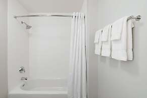 Holiday Inn Express And Suites Lake Havasu - London Bridge by IHG