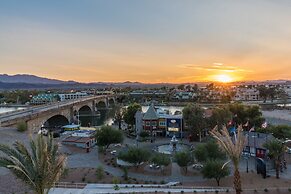 Holiday Inn Express And Suites Lake Havasu - London Bridge by IHG