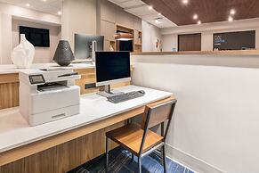 Holiday Inn Express And Suites Lake Havasu - London Bridge by IHG