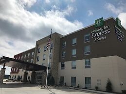 Holiday Inn Express And Suites Hannibal - Medical Center by IHG