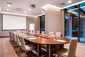 Sky Loft Hotel by Rixwell