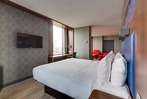 Sky Loft Hotel by Rixwell