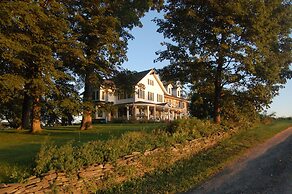 Maple Shade Bed & Breakfast