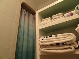 Suite Dreams Inn by the Beach