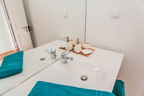 The Lisbon-Way Apartments