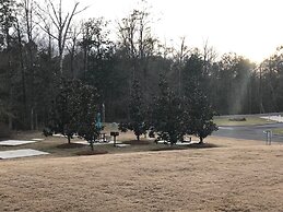 Magnolia Creek Lodge