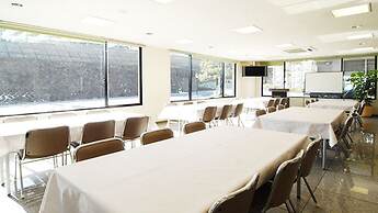 Center Hotel Narita 1