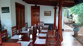 L.L.Tourist Inn & Safari jeeps