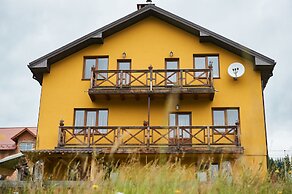 Cottage Panskyi Kut