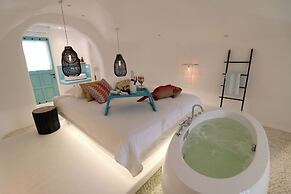 Cave Suites