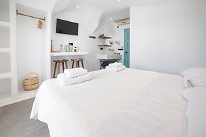 Cave Suites