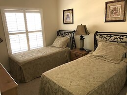 Dolphin's Retreat Near Disney