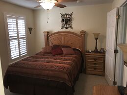 Dolphin's Retreat Near Disney