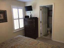 Dolphin's Retreat Near Disney